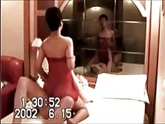 Kórejský milf podvádza manžela so biele priateľom