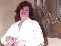 Veľký stará babička s chlpaté vagíny