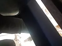 Kabína s vyspelými prsia